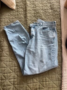 American Eagle Outfitters Light Wash Denim Jeans